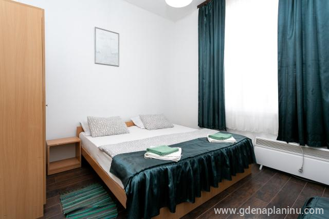 Apartman 12 i Vila Ozren, apartmani i sobe, privat innkvartering i sted Sokobanja, Serbia