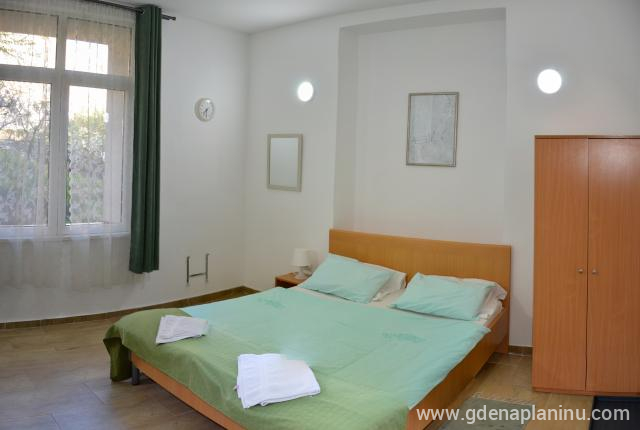 Studio 1 i Vila Ozren, apartmani i sobe, privat innkvartering i sted Sokobanja, Serbia