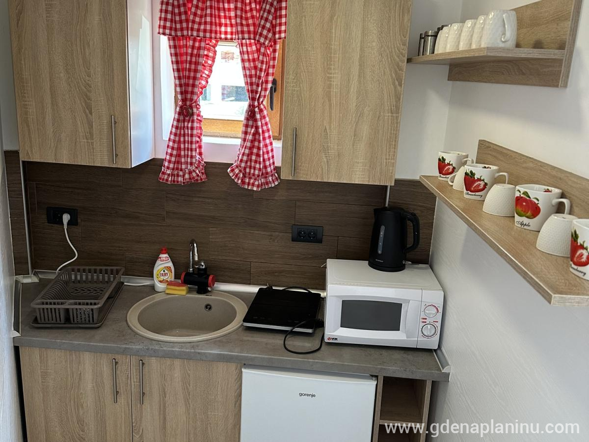 Apartman Pahuljica S59 Milmari, Частный сектор жилья Kopaonik, Сербия - Kuhinjski elementi