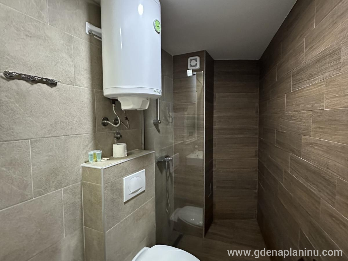 Apartman Pahuljica S59 Milmari, Частный сектор жилья Kopaonik, Сербия - Kupatilo sa tušem