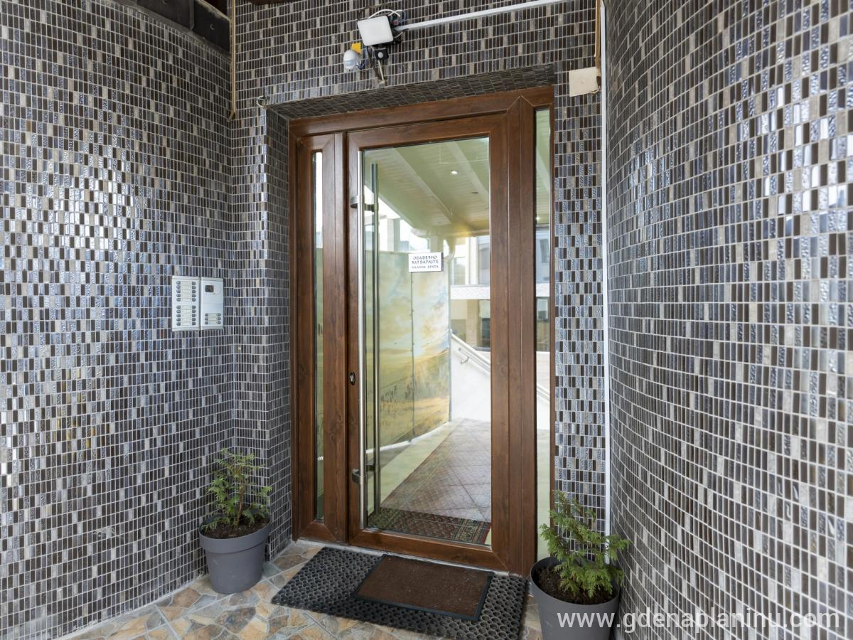 Apartman Simonović, private accommodation in city Zlatibor, Serbia - Building entrance
