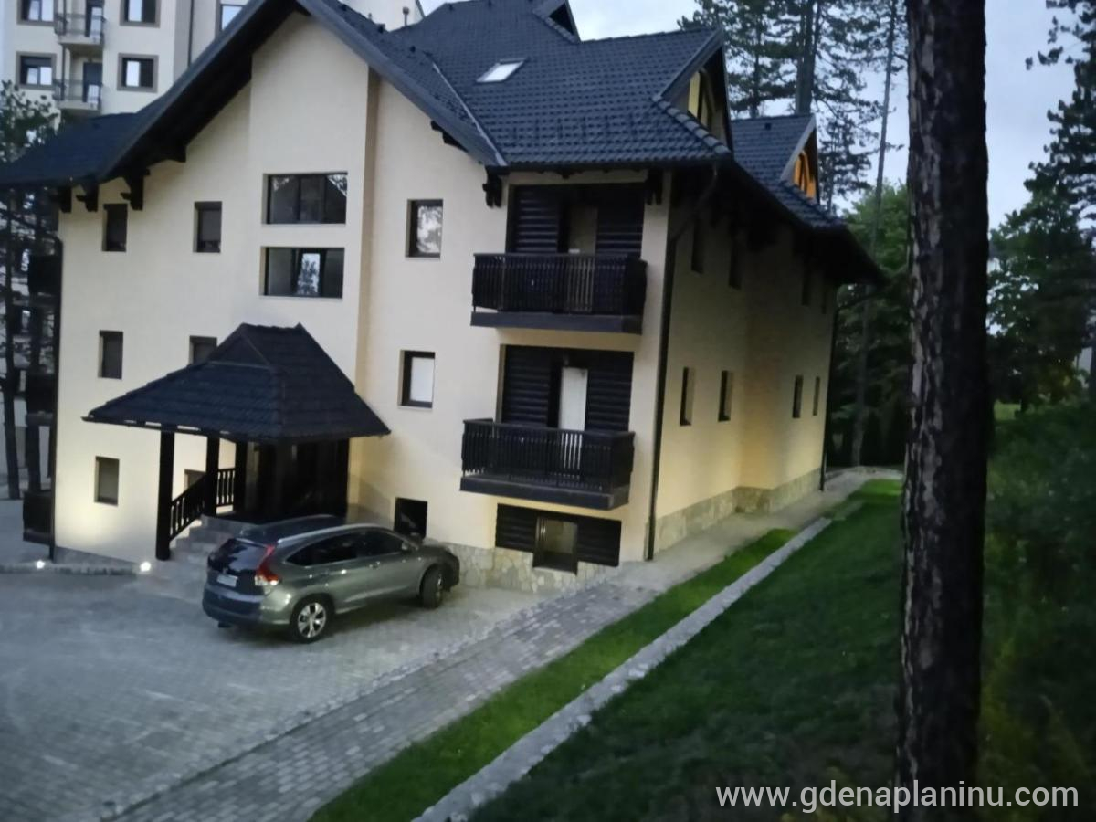 Apartman Voja 15, ενοικιαζόμενα δωμάτια στο μέρος Zlatibor, Serbia - Κτίριο