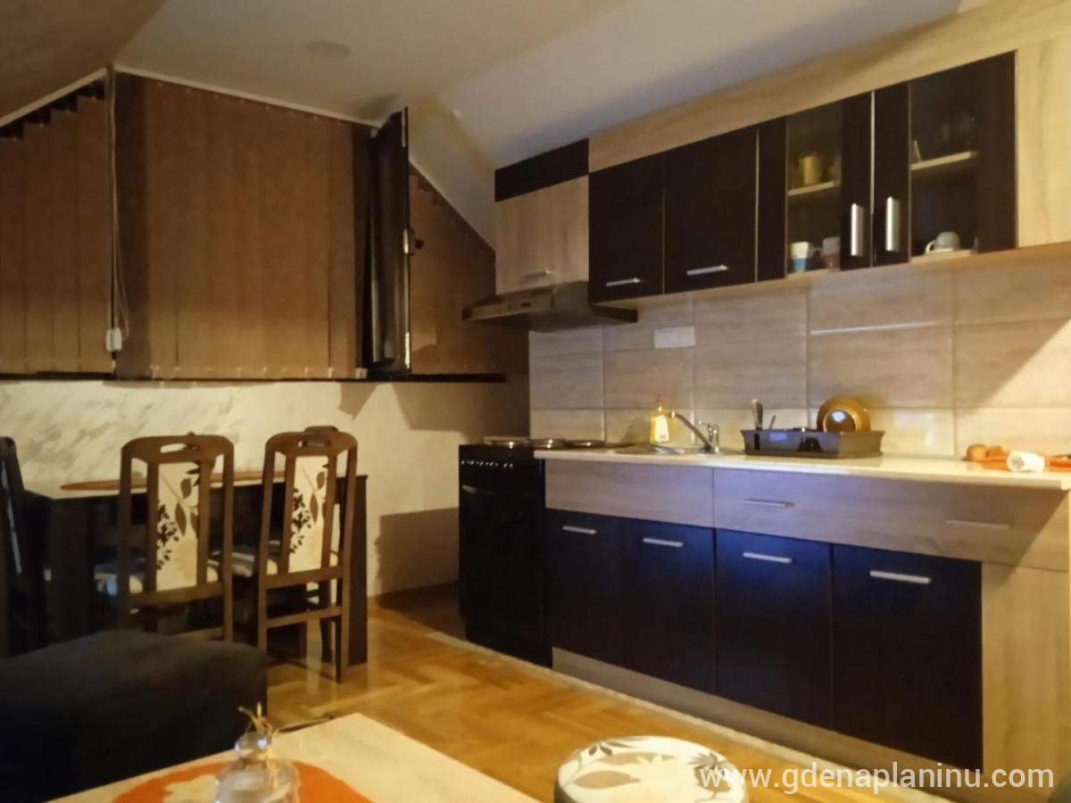 Apartman Voja 15, ενοικιαζόμενα δωμάτια στο μέρος Zlatibor, Serbia - Κουζίνα