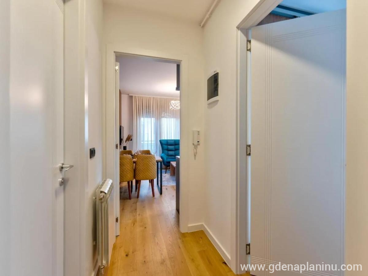 Apartman Woody Zlatibor, частни квартири в града Zlatibor, Сърбия - Коридор