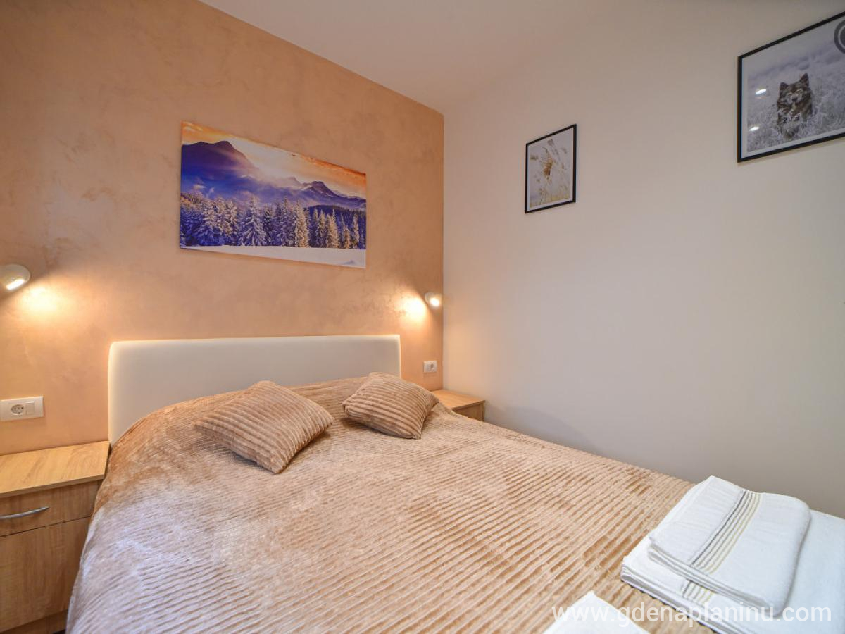 Apartman Zvezdana noć, alojamiento privado en Zlatibor, Serbia - Bračni krevet