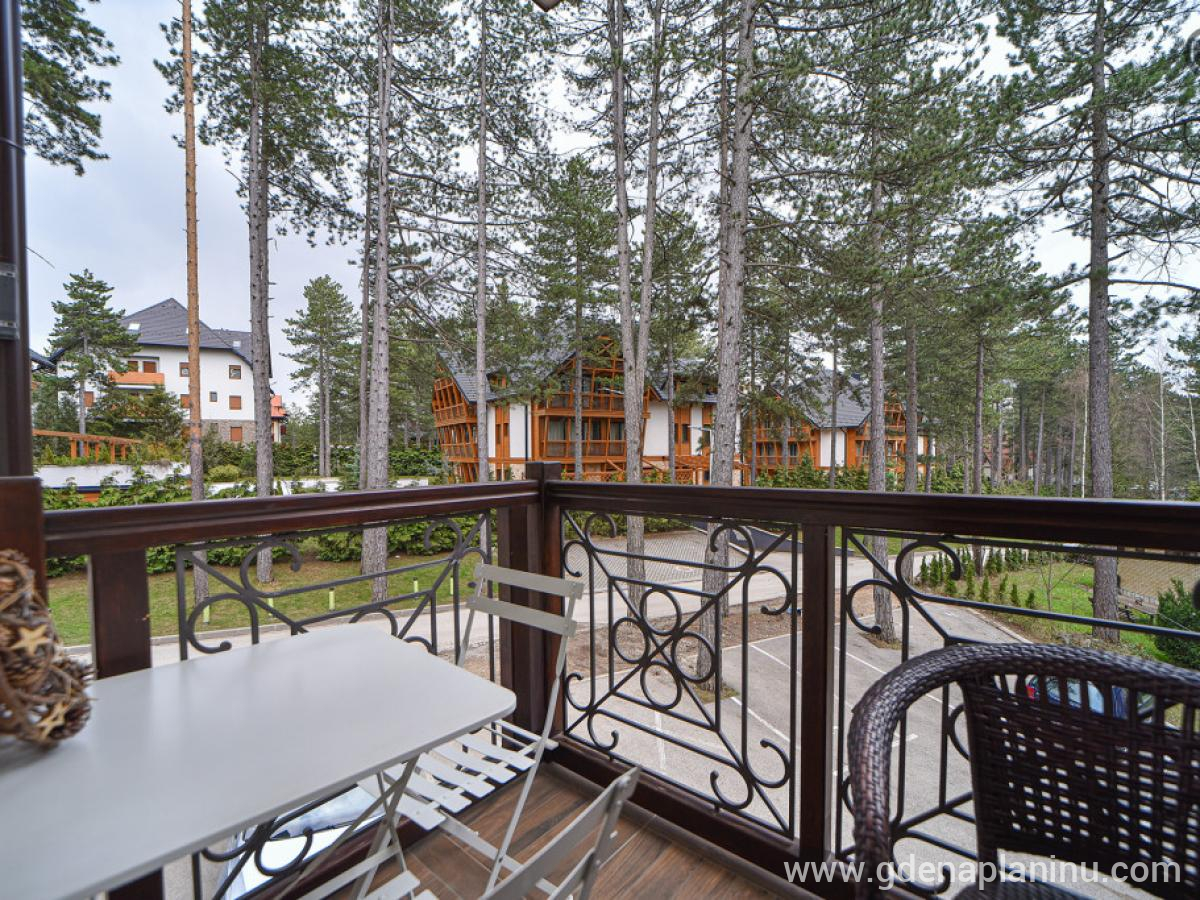 Apartman Zvezdana noć, alojamiento privado en Zlatibor, Serbia - Terasa