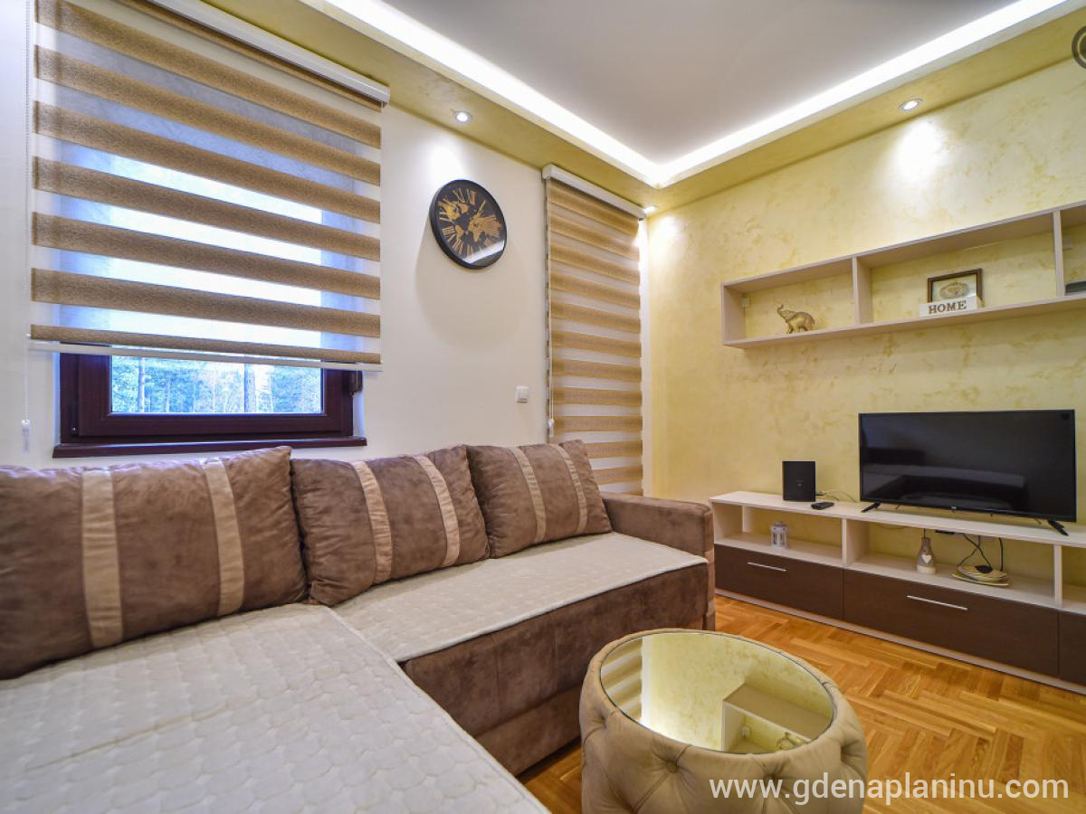 Apartman Zvezdana noć, alojamiento privado en Zlatibor, Serbia - Ugaona garnitura u boravku