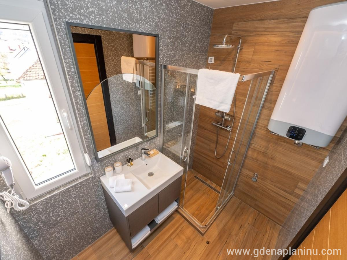 Kora Lodge, privatni smeštaj u mestu Kolašin, Crna Gora - Kora Lodge