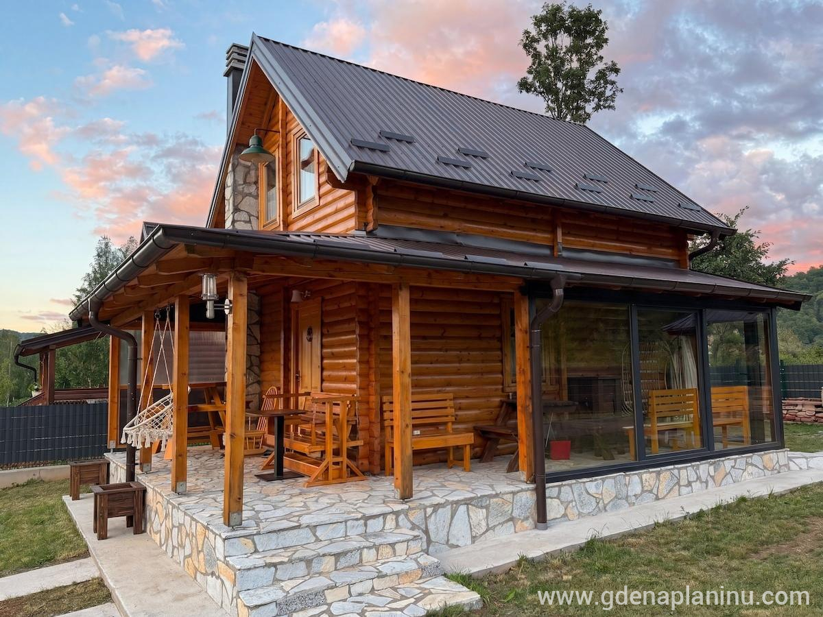 Chalet Smolovic, Privatunterkunft im Ort Mojkovac, Montenegro - Chalet Smolovic