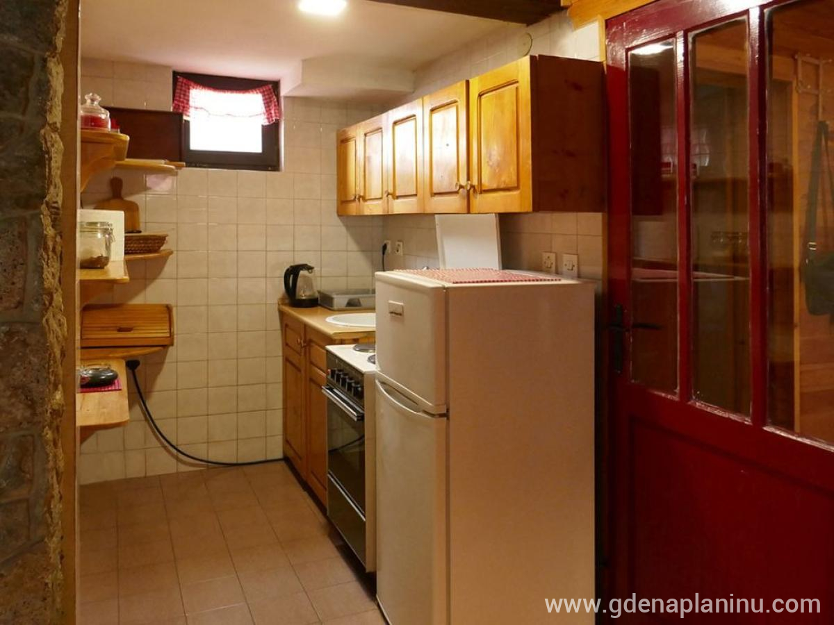 Planinska kuća Savić, private accommodation in city Kopaonik, Serbia - Kuhinjski deo