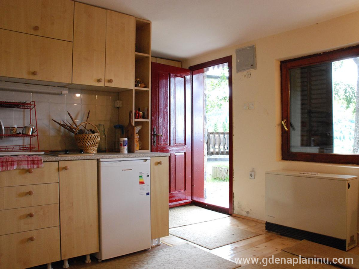 Vila Savic, Apartman u Vili Savic, zasebne nastanitve v mestu Kopaonik, Serbia - Kuhinja