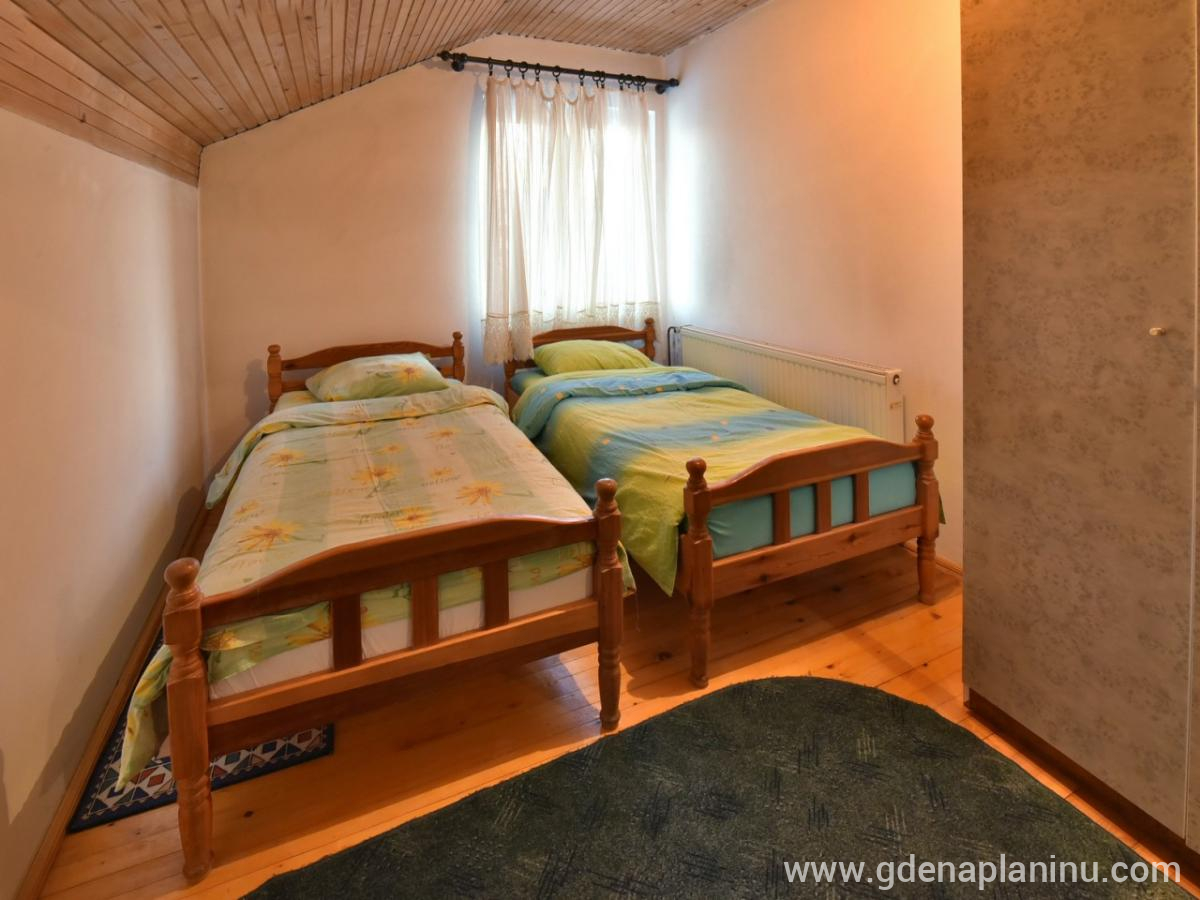 Vila Sofija Zlatibor, Soba 15/ 16 / 17 , alojamiento privado en Zlatibor, Serbia - 18