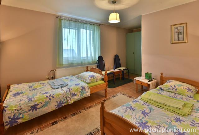 Soba 4 en Vila Sofija Zlatibor, alojamiento privado en Zlatibor, Serbia