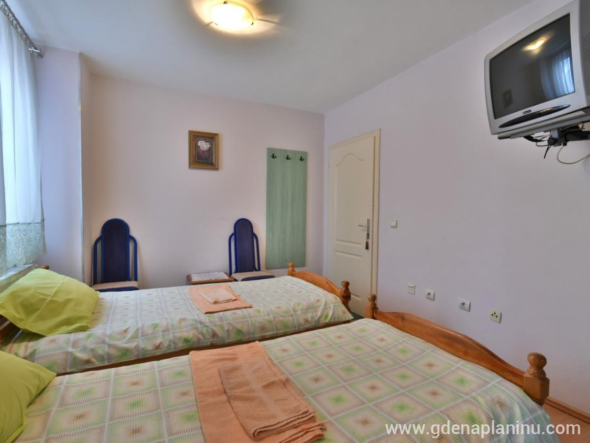 Vila Sofija Zlatibor, Habitación 5, alojamiento privado en Zlatibor, Serbia - 9