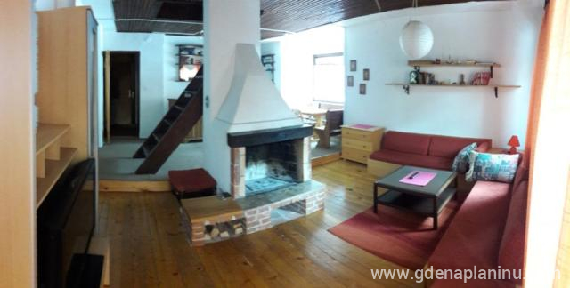 Veliki apartman Etno u Apartmani ''Etno'', privatni smeštaj u mestu Jahorina, Bosna i Hercegovina