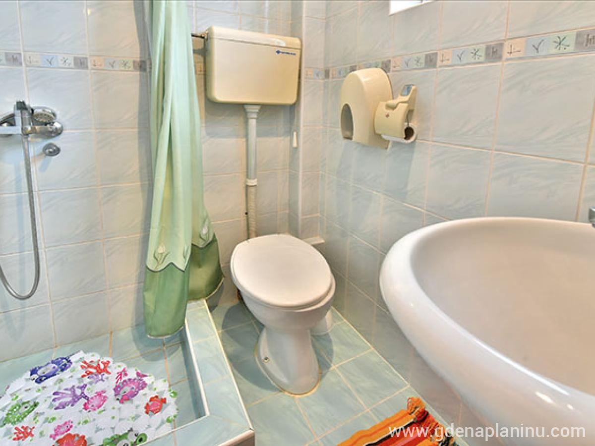 Vila Sofija Zlatibor, Habitación 5, alojamiento privado en Zlatibor, Serbia - soba_5_5