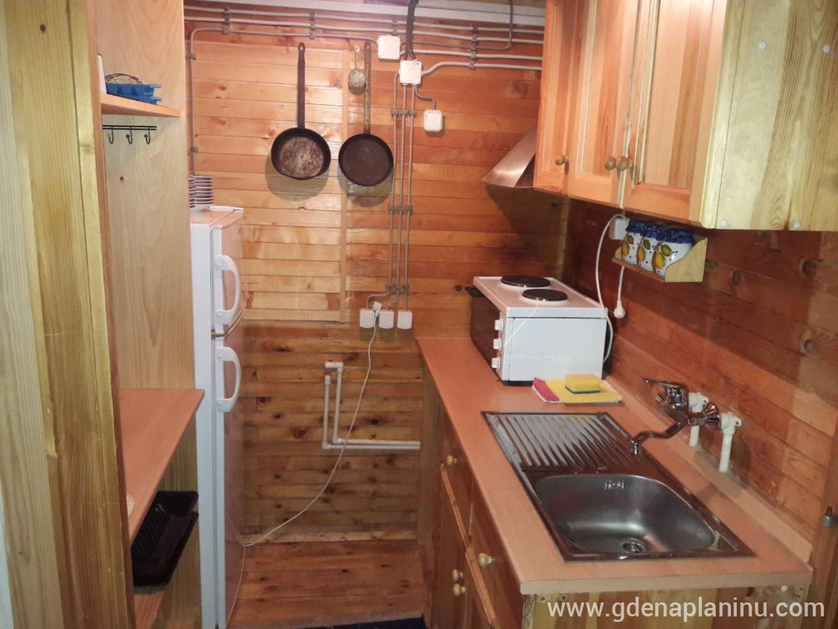 Apartmani ''Etno'', Apartman B, частни квартири в града Jahorina, Босна и Херцеговина - Kuhinja