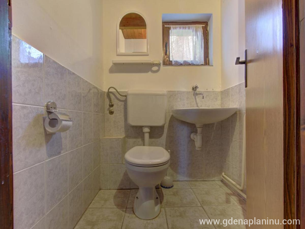 Apartmani Bili, Kétszintes apartman négy hálószobával és terasszal, Magán szállás a községben Jahorina, Bosznia és Hercegovina - AG13-1