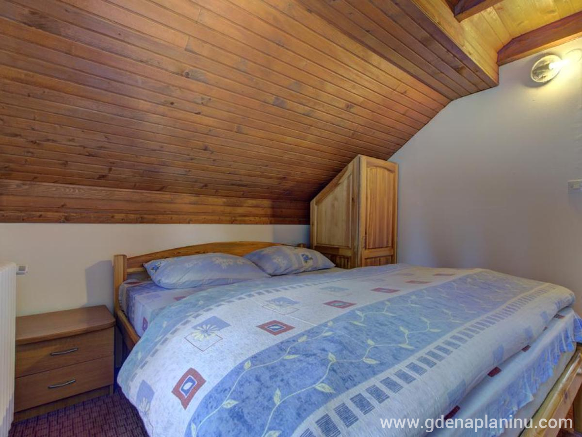 Apartmani Bili, Kétszintes apartman négy hálószobával és terasszal, Magán szállás a községben Jahorina, Bosznia és Hercegovina - AG9-1