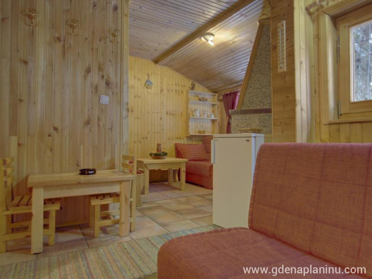 Apartmani Bili, APARTMAN S 3 SPAVAĆE SOBE, 2 DNEVNE SOBE, 2 KUHINJE I KAMINOM, privat innkvartering i sted Jahorina, Bosnia og Hercegovina - ag2-1