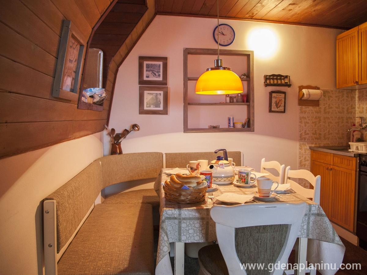 Vikendica Sema, Holiday house Sema - Apartment A, private accommodation in city Jahorina, Bosnia and Herzegovina - IMG_3929