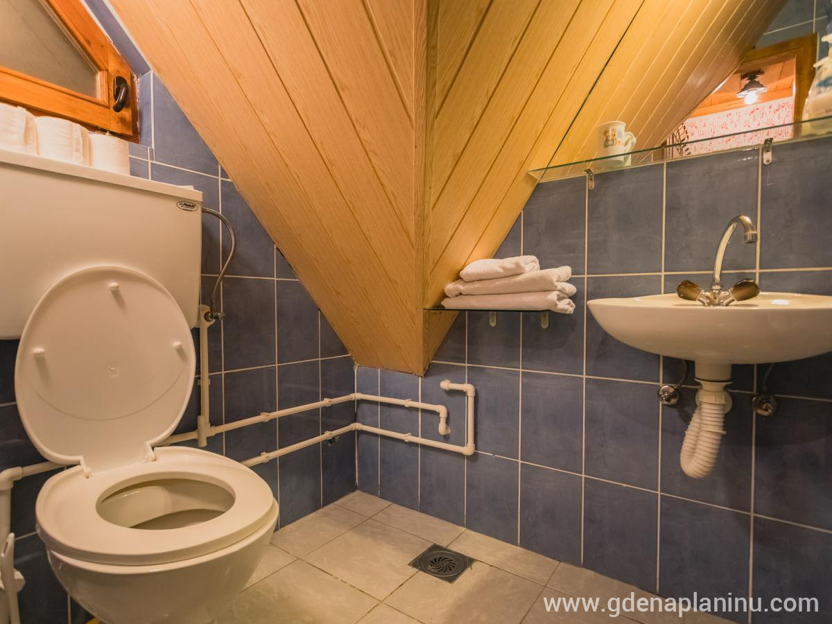 Konaci Zaovljanska jezera, Apartment, Privatunterkunft im Ort Tara, Serbien - Ferienwohnung