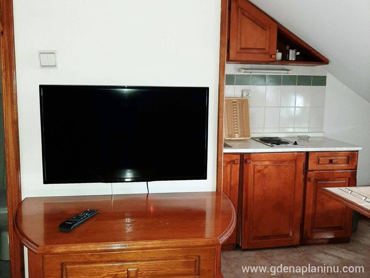 Vila 4 godisnja doba, Apartman 8, alloggi privati a Zlatibor, Serbia - viber_image_2021-07-20_17-05-26-315