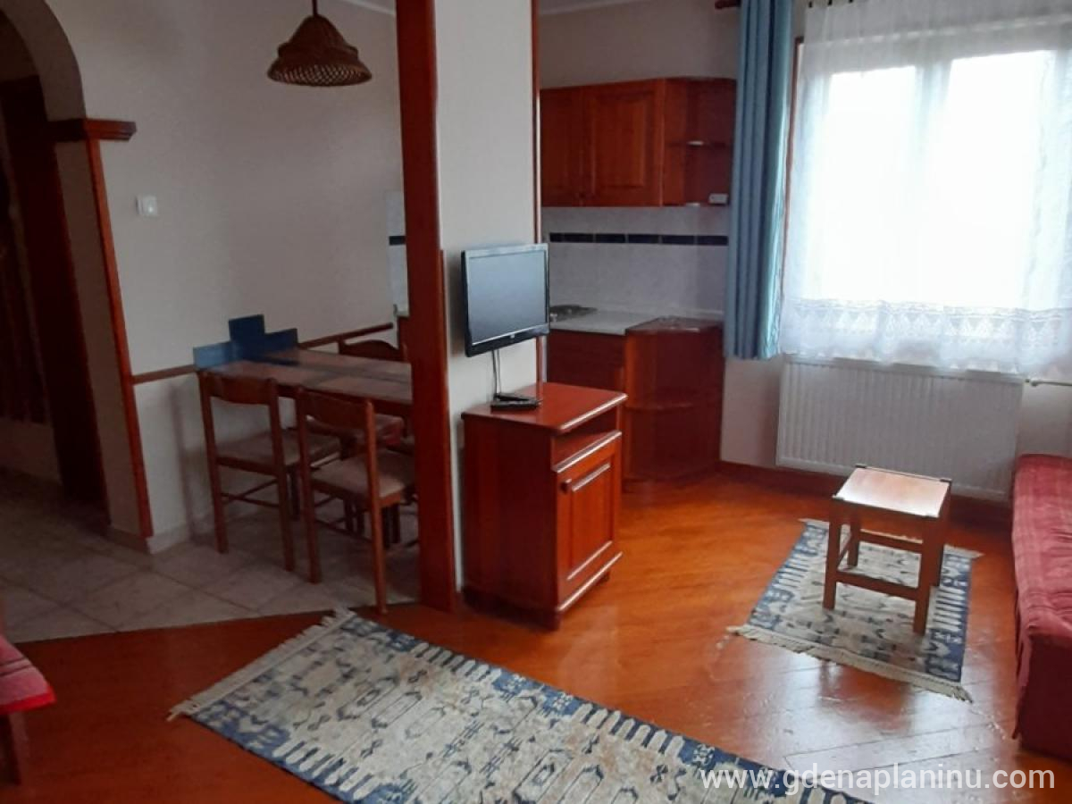 Vila 4 godisnja doba, Apartman 6, private accommodation in city Zlatibor, Serbia - viber_image_2021-07-20_17-10-44-846