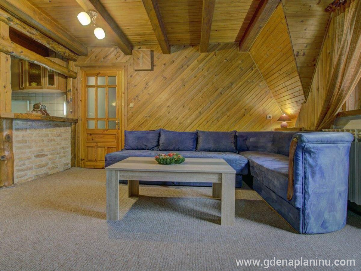 Jahorina Apartmani Dobro, Apartman sa terasom, alojamiento privado en Jahorina, Bosnia y Herzegovina - 125865353_717546932497144_6160212296167886292_n