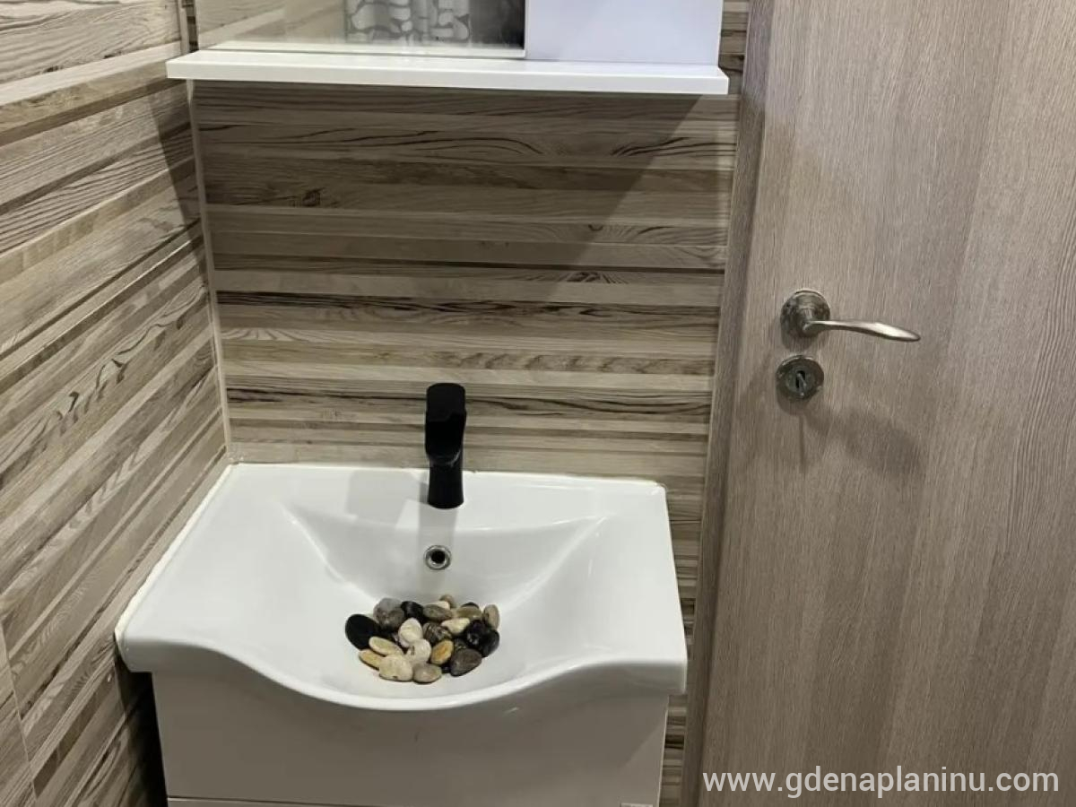 Vila Jahorinski Raj,  Apartman A3, частни квартири в града Jahorina, Босна и Херцеговина - Screenshot_4
