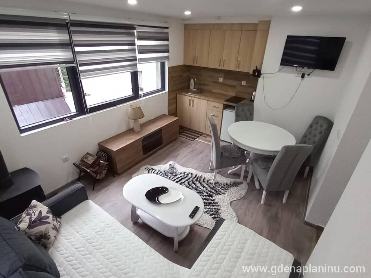 Vila Jahorinski Raj, Apartman A4, logement privé à Jahorina, Bosnie et Herzégovine - viber_slika_2023-02-06_16-35-59-869