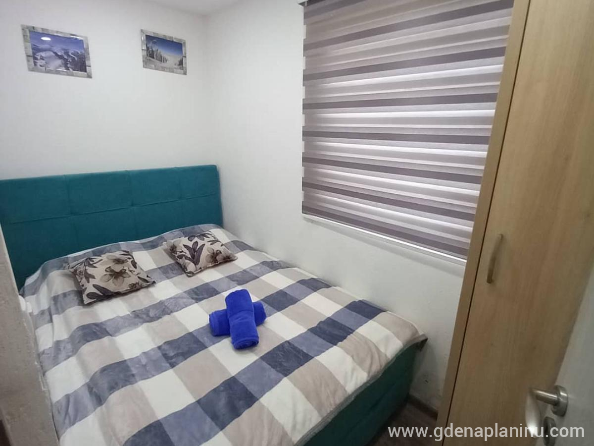 Vila Jahorinski Raj, Apartman A4, logement privé à Jahorina, Bosnie et Herzégovine - viber_slika_2023-02-06_16-36-00-804