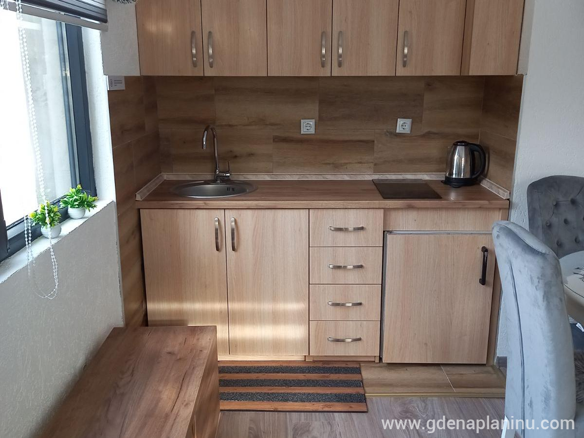 Vila Jahorinski Raj, Apartman A4, logement privé à Jahorina, Bosnie et Herzégovine - viber_slika_2023-02-06_16-39-36-491