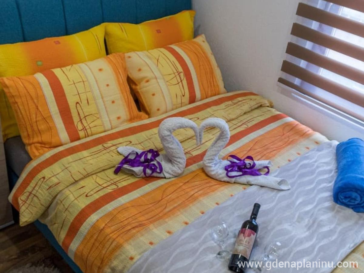 Vila Jahorinski Raj, Apartman A5, logement privé à Jahorina, Bosnie et Herzégovine - viber_slika_2023-02-06_16-45-43-530