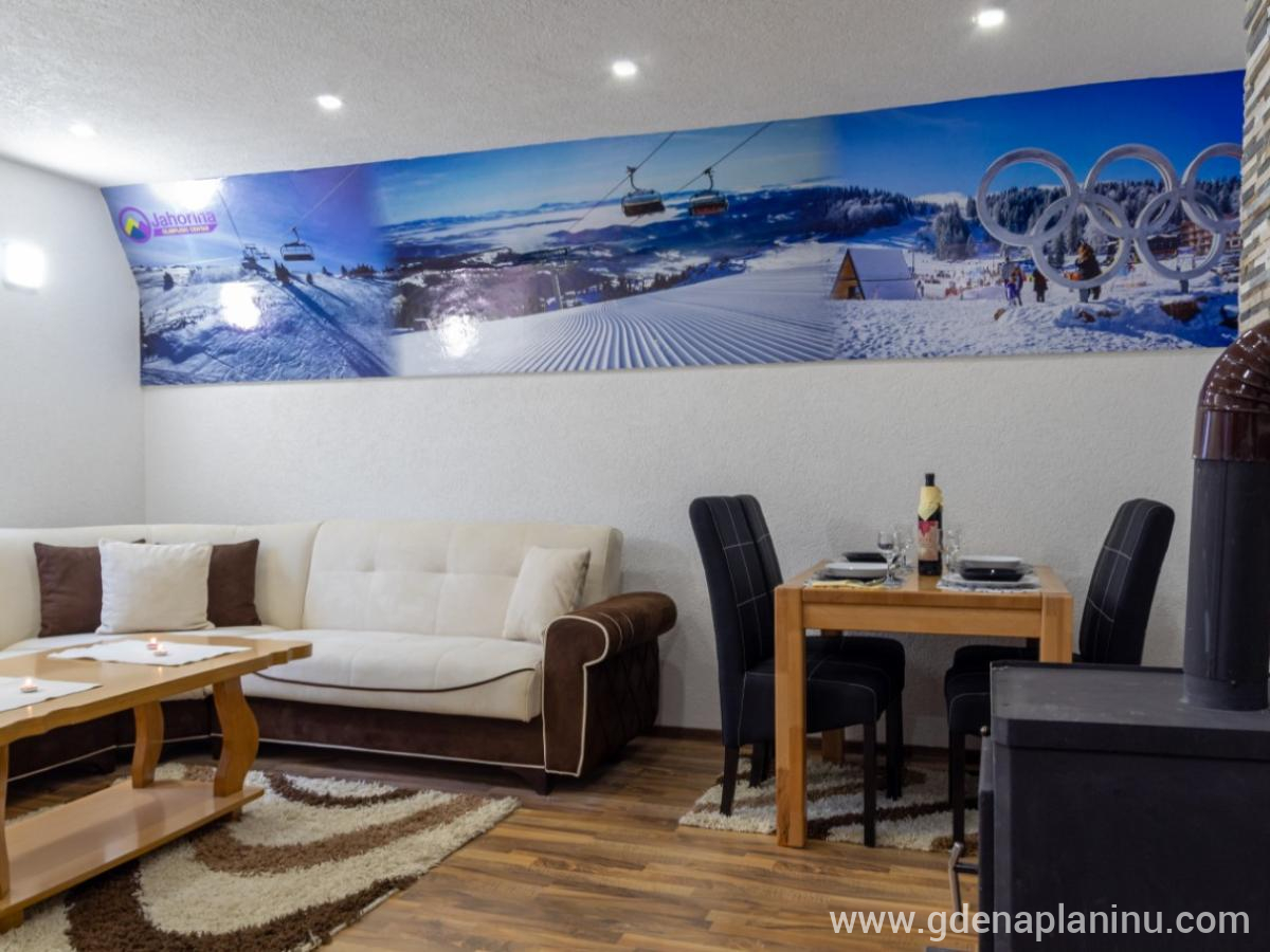 Vila Jahorinski Raj, Apartman A5, logement privé à Jahorina, Bosnie et Herzégovine - viber_slika_2023-02-06_16-45-45-968
