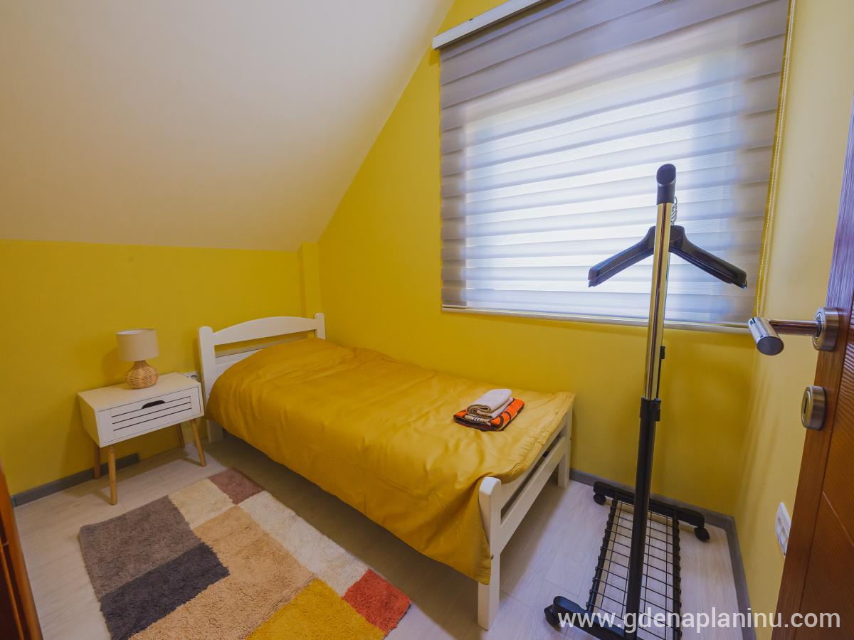 Vila Rea, Apartman prvi sprat, alojamiento privado en Žabljak, Montenegro - MSN_9713