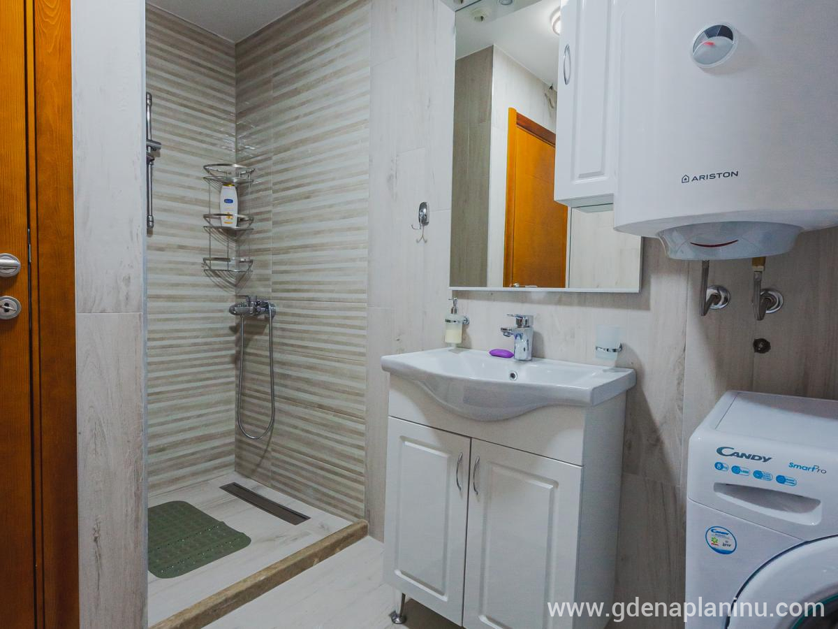 Vila Rea, Apartman prvi sprat, alojamiento privado en Žabljak, Montenegro - MSN_9729