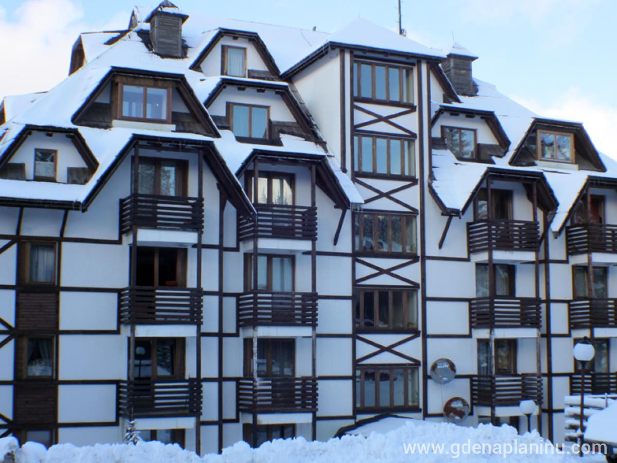 Vila Bianca apartman C, private accommodation in city Kopaonik, Serbia - Zadnja strana objekta