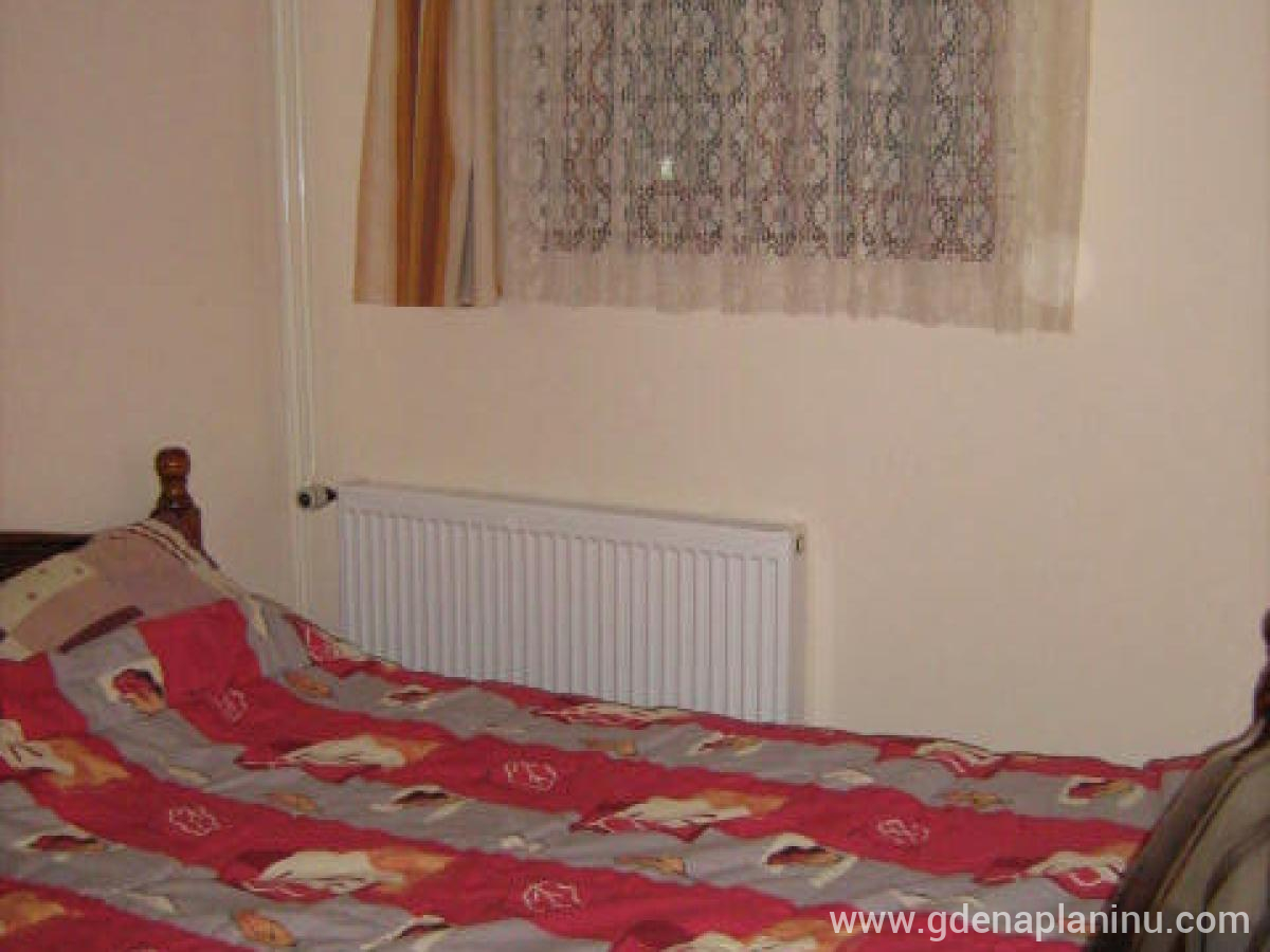 ZLATIBORSKI GAJEVI, alloggi privati a Zlatibor, Serbia