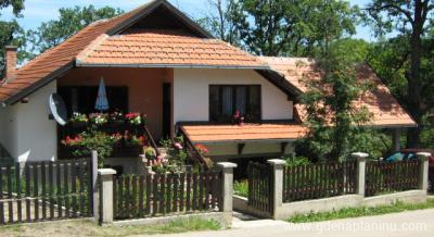 ZLATIBORSKI GAJEVI, Частный сектор жилья Zlatibor, Serbia