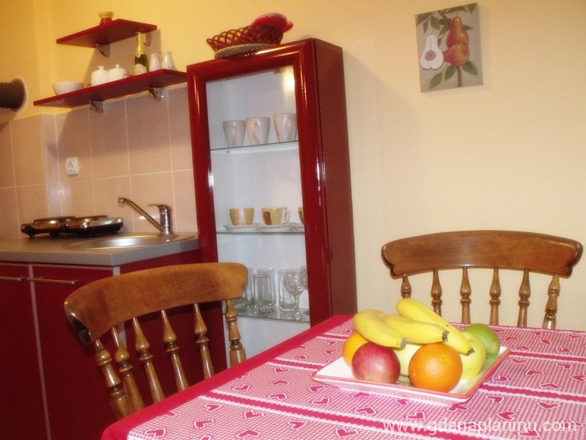 Tarska kuća VIVA, частни квартири в града Tara, Serbia