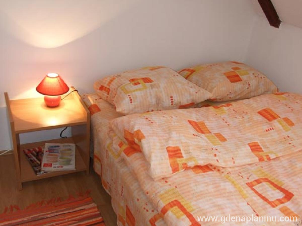 Tarska kuća VIVA, частни квартири в града Tara, Serbia - Apartmani Tarska kuÄ‡a Viva