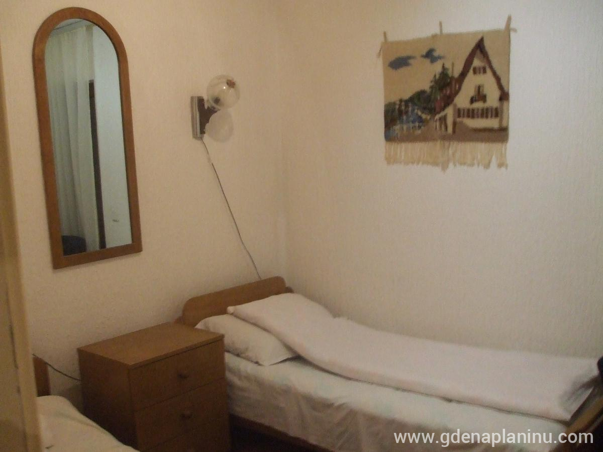 Apartmani MIRJANA, Частный сектор жилья Kopaonik, Сербия - Комната M1