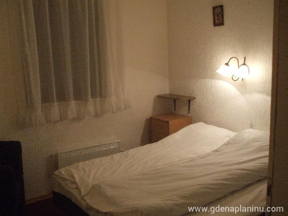 Apartmani MIRJANA, Частный сектор жилья Kopaonik, Сербия - Комната M1