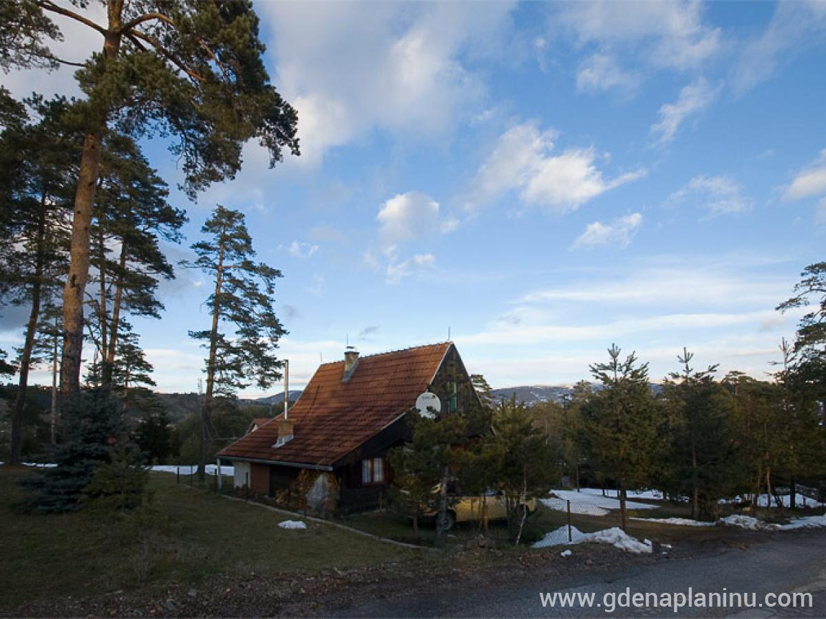 Apartmani Majstorović, privat innkvartering i sted Zlatibor, Serbia - Kuća