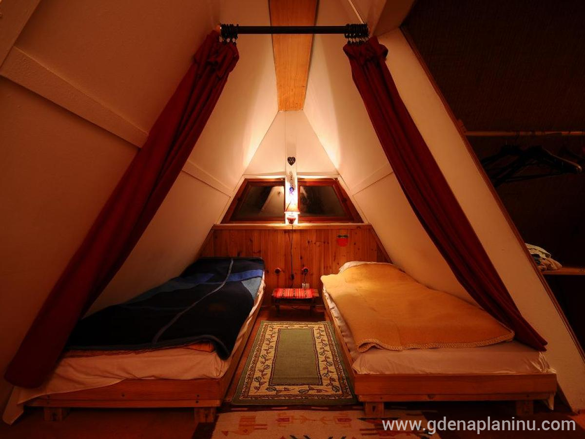 Vikendica Jahorina, private accommodation in city Jahorina, Bosnia and Herzegovina - Room 1