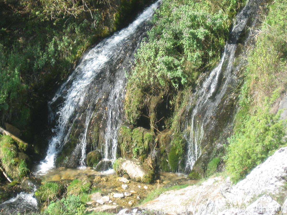 Planinska kuća, alloggi privati a Trnovo, Bosnia ed Erzegovina - Cascata