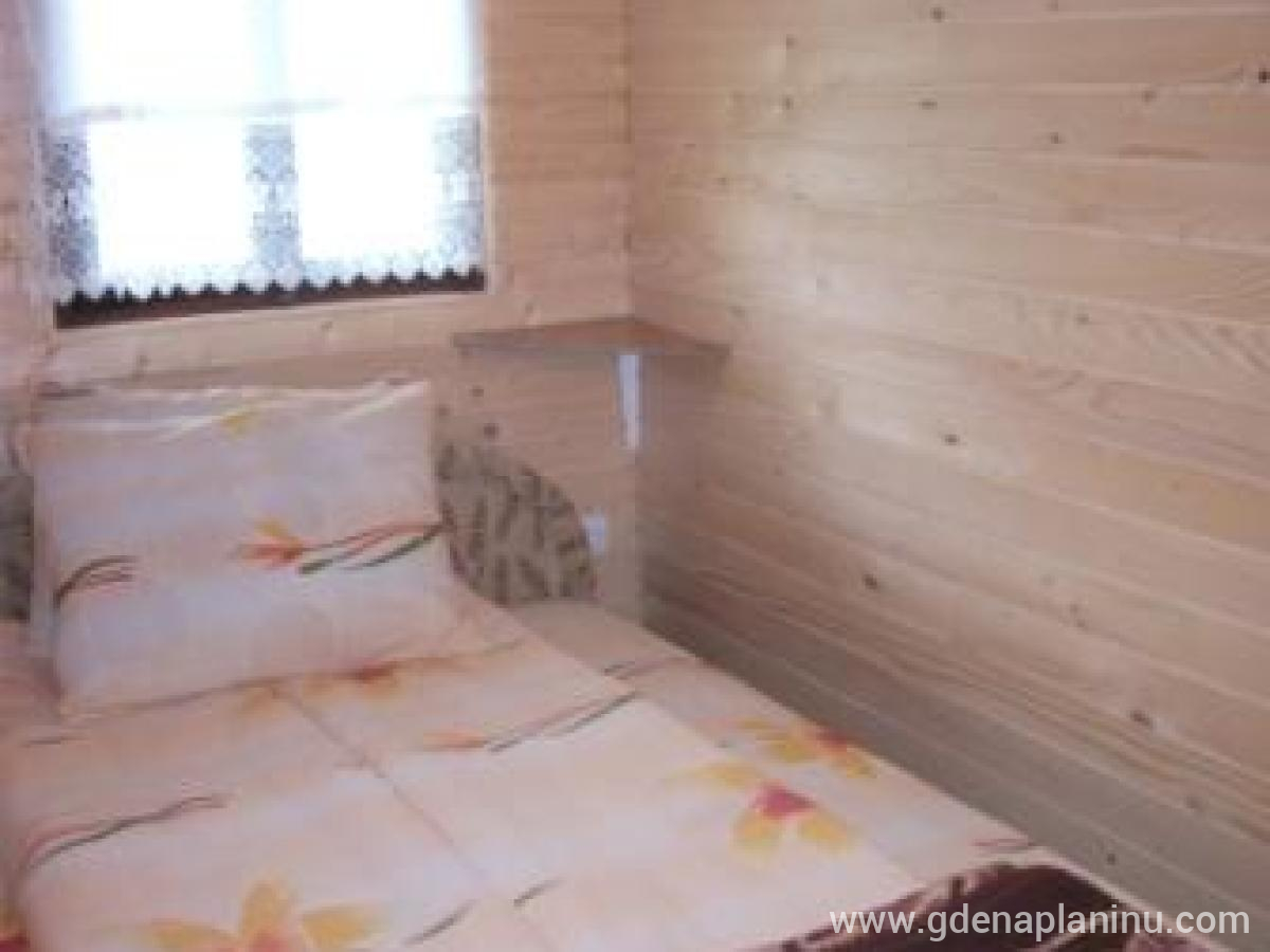 Smještaj na porodičnoj farmi Šarović, Magán szállás a községben Žabljak, Montenegró - spavaća soba jednosobnog apartmana