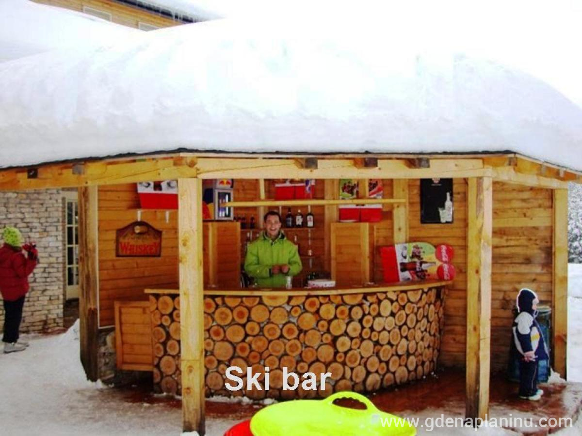 Snježna kuća, частни квартири в града Mostar, Босна и Херцеговина - ski bar