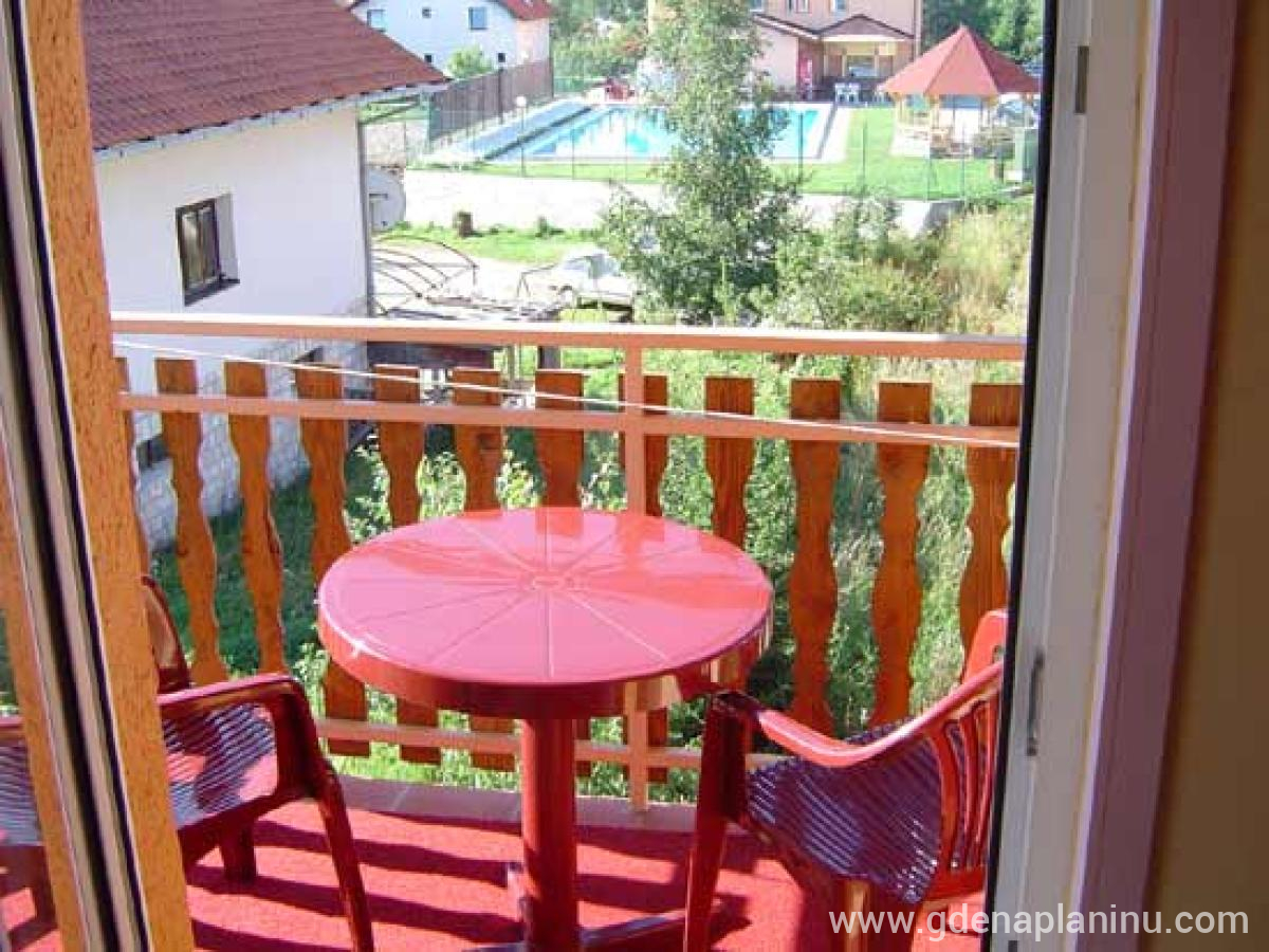 Apartman Kragovic, logement privé à Zlatibor, Serbie - Terrasse
